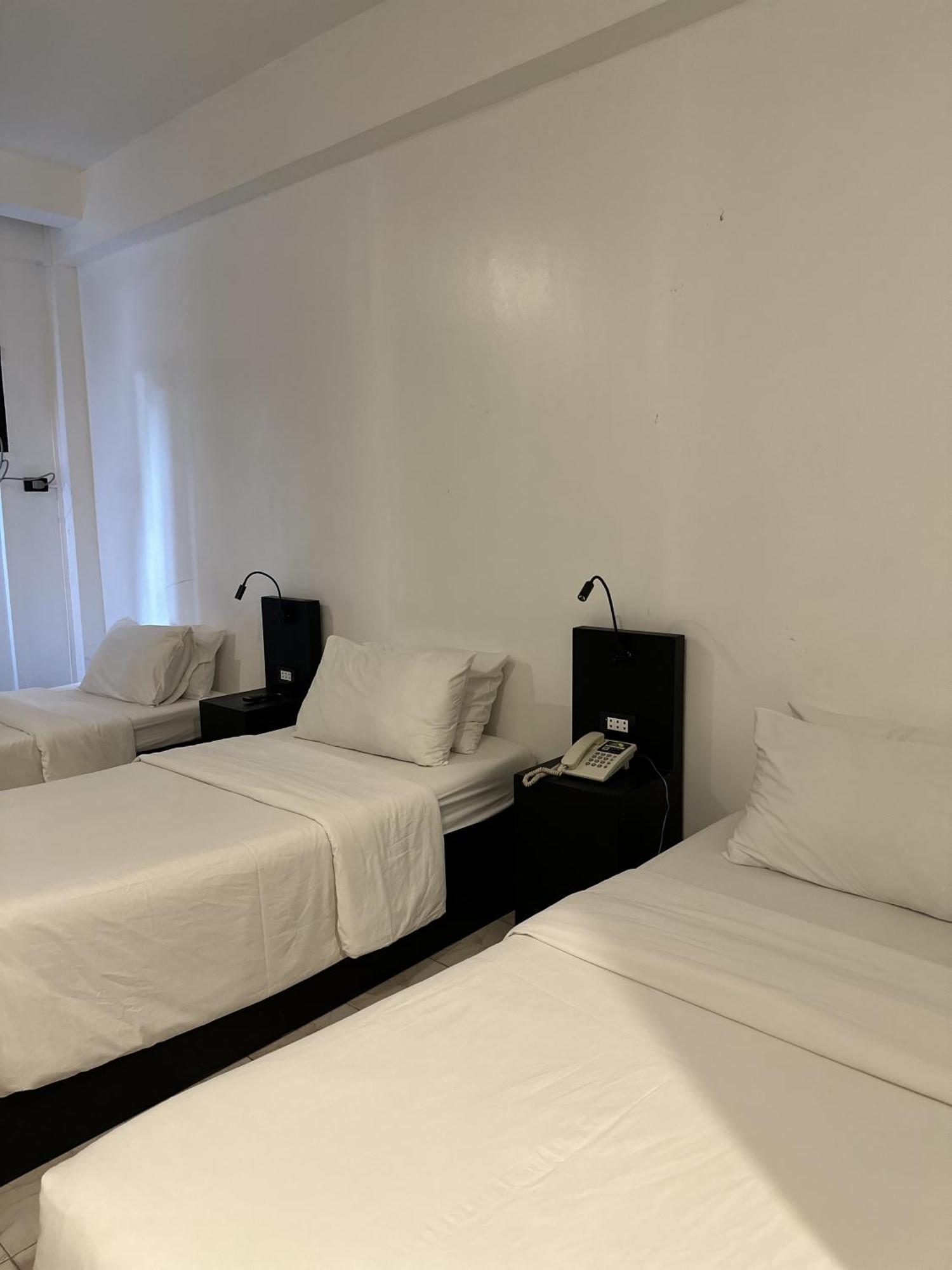 Fernando'S Hotel Sorsogon エクステリア 写真