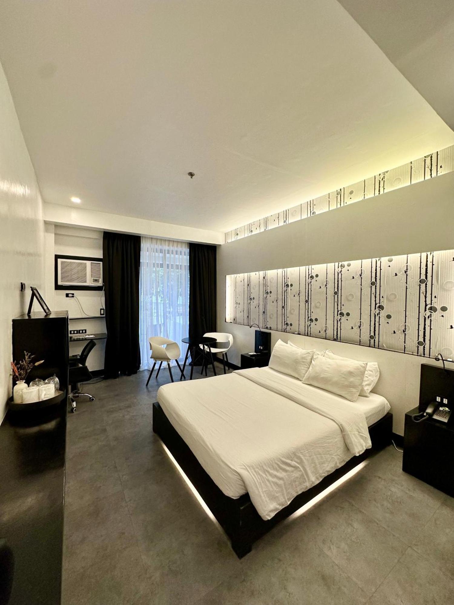 Fernando'S Hotel Sorsogon エクステリア 写真