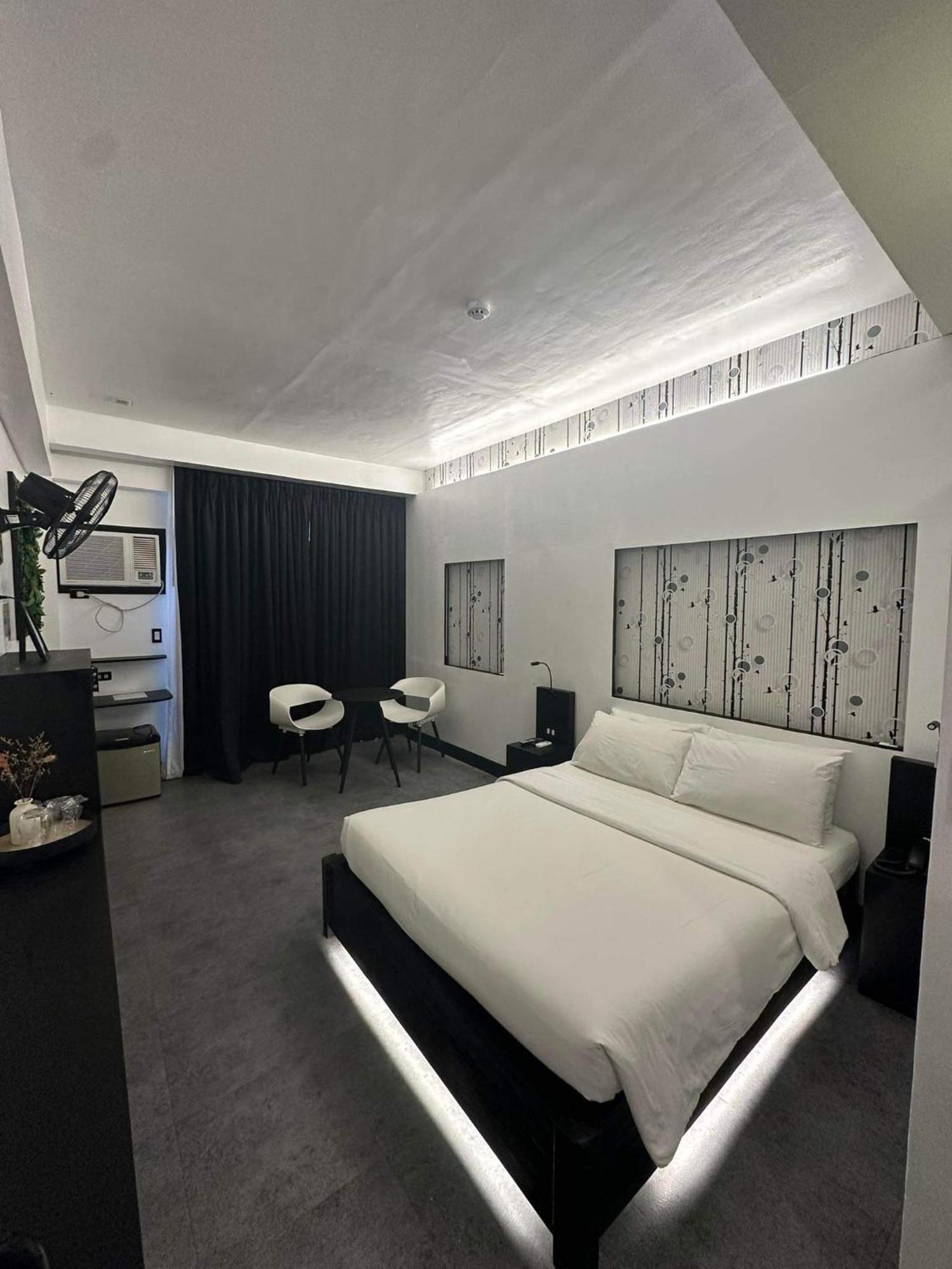 Fernando'S Hotel Sorsogon エクステリア 写真