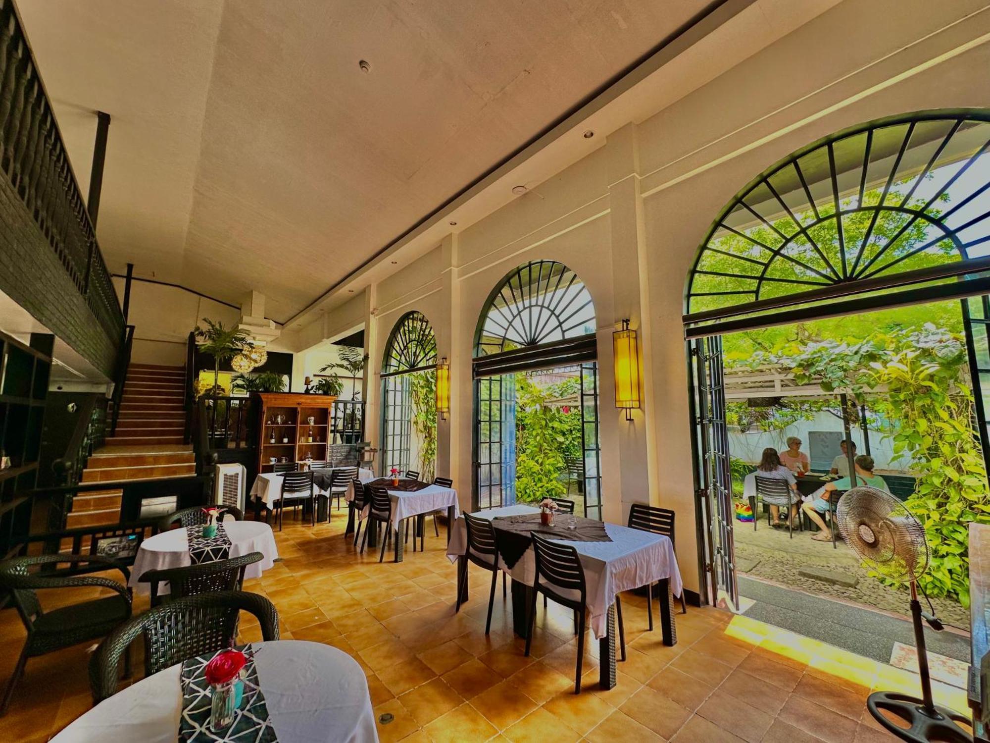Fernando'S Hotel Sorsogon エクステリア 写真